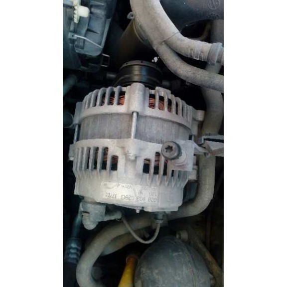 seat ibiza (6l1) del año 2002