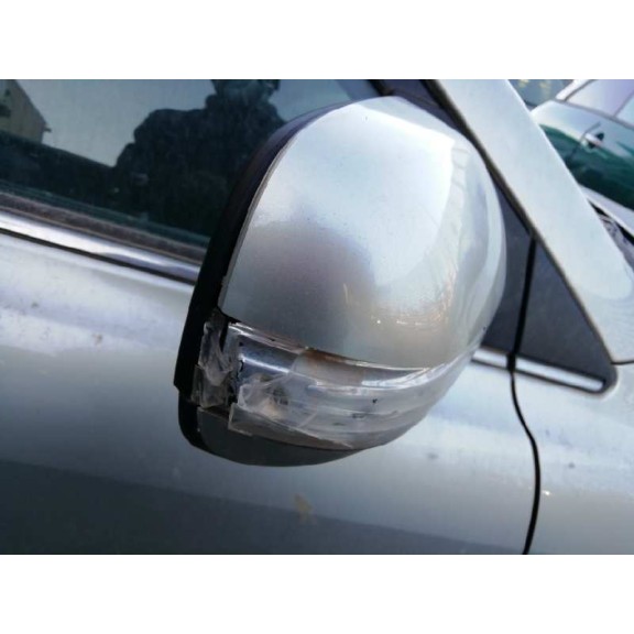 toyota avensis berlina (t25) del año 2006