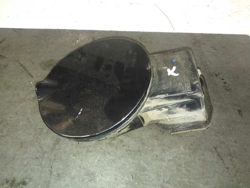 Recambio de tapa exterior combustible para chrysler voyager (gs) 2.5 td referencia OEM IAM 4674991  