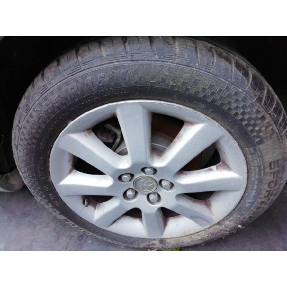 toyota avensis berlina (t25) del año 2006