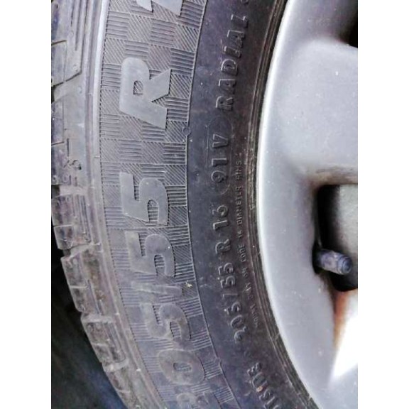 toyota avensis berlina (t25) del año 2006