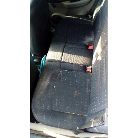 renault clio ii fase ii (b/cb0) del año 2001