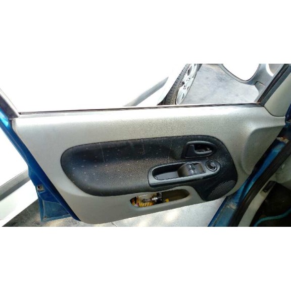 renault clio ii fase ii (b/cb0) del año 2001