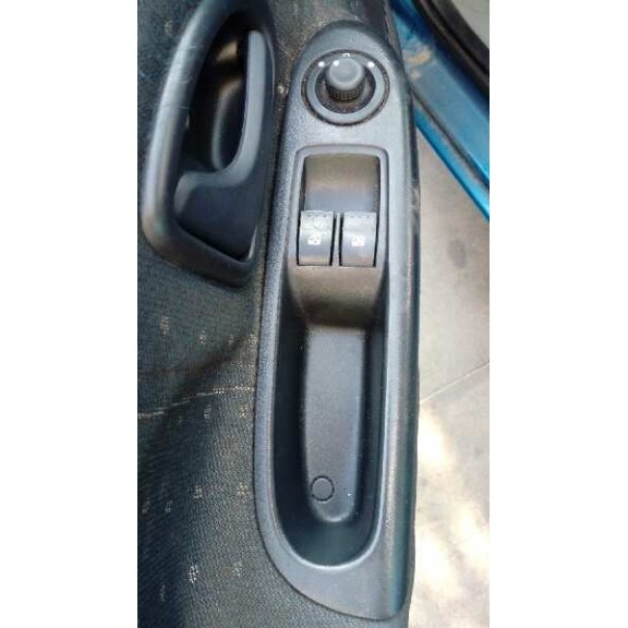 renault clio ii fase ii (b/cb0) del año 2001