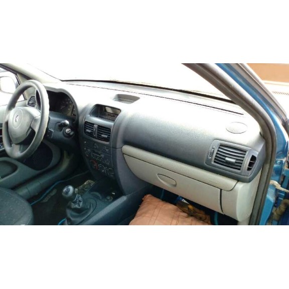 renault clio ii fase ii (b/cb0) del año 2001