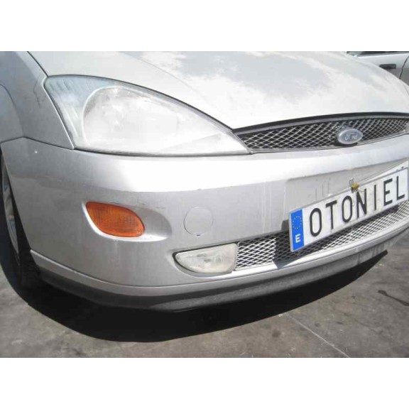 ford focus berlina (cak) del año 2000