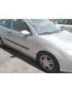 ford focus berlina (cak) del año 2000
