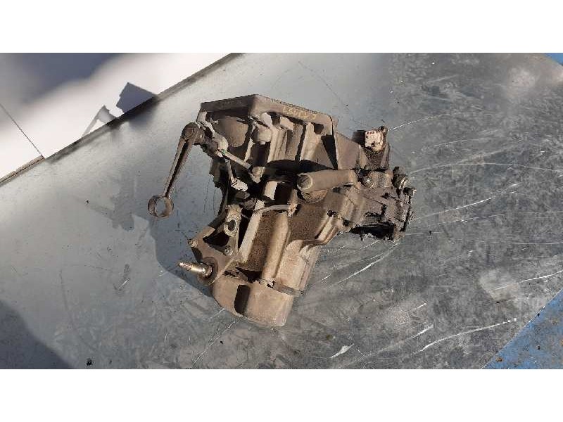 Recambio de caja cambios para citroën xsara berlina 1.6i 16v exclusive referencia OEM IAM 20CN28 196.000KM 