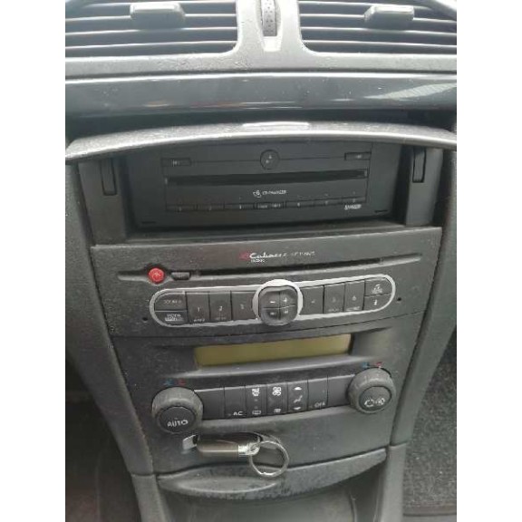 renault laguna ii (bg0) del año 2006