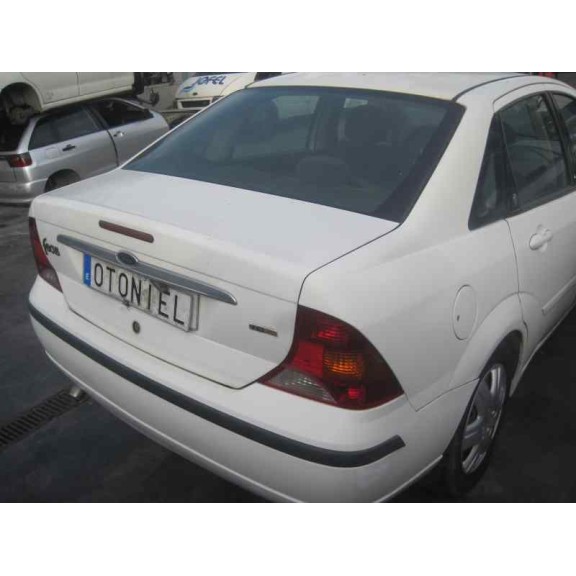 ford focus berlina (cak) del año 2003