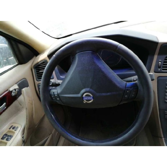 volvo s60 berlina del año 2003