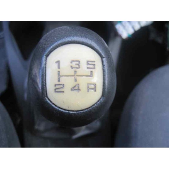 ford focus berlina (cak) del año 2003