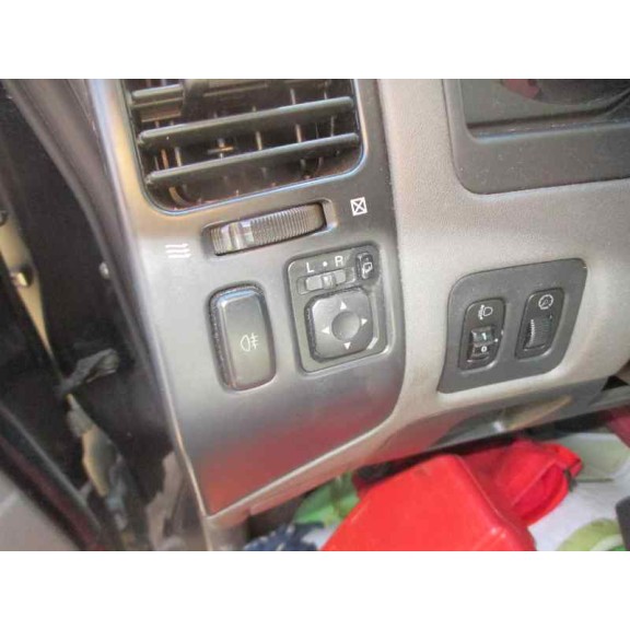 mitsubishi montero (v60/v70) del año 2002