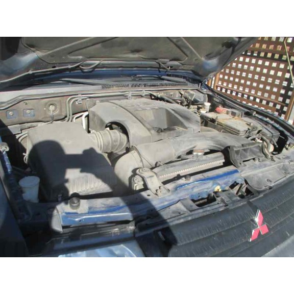 mitsubishi montero (v60/v70) del año 2002