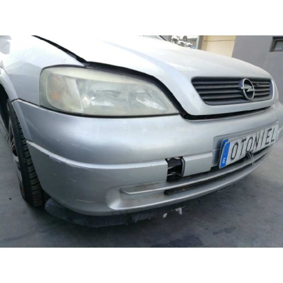 opel astra g berlina del año 2001