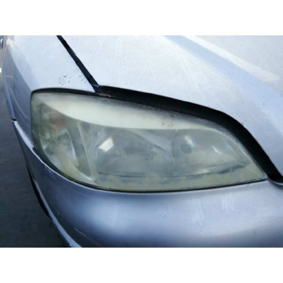 opel astra g berlina del año 2001