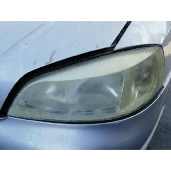 opel astra g berlina del año 2001