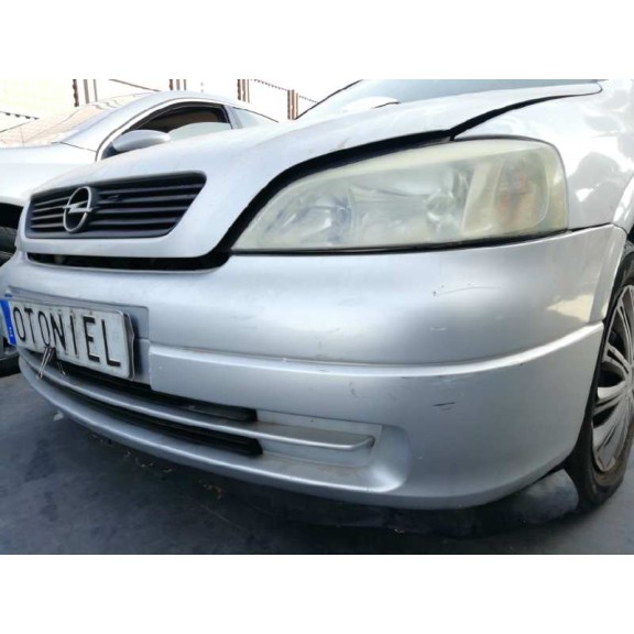 opel astra g berlina del año 2001