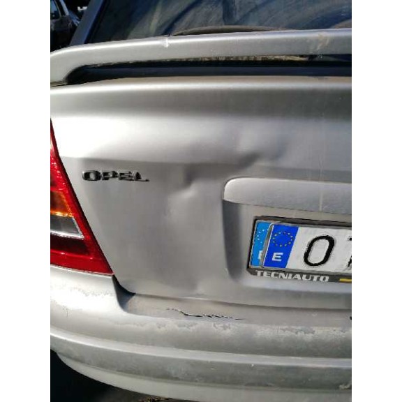 opel astra g berlina del año 2001