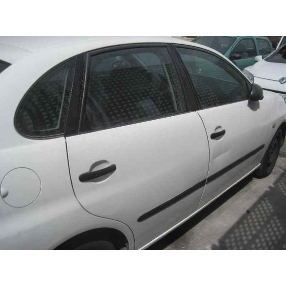 seat ibiza (6l1) del año 2004