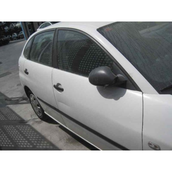 seat ibiza (6l1) del año 2004