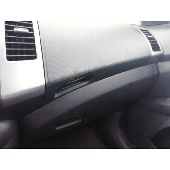 peugeot 4007 del año 2008