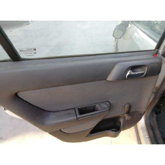 opel astra g berlina del año 2001