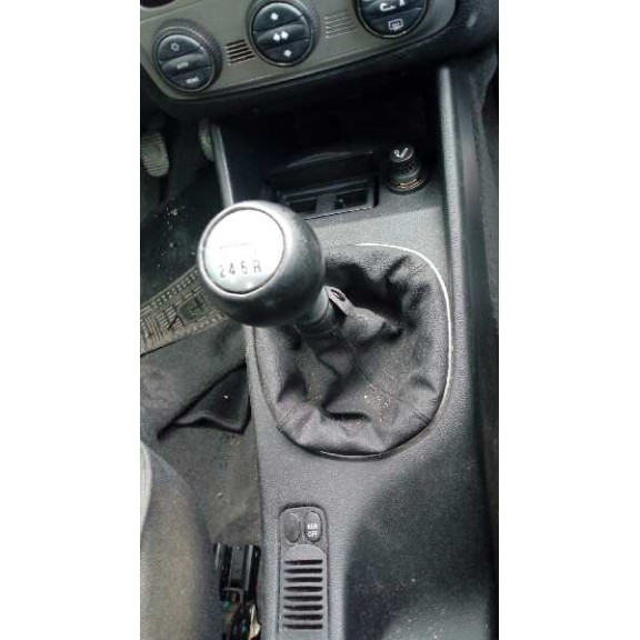 alfa romeo 147 (190) del año 2003