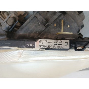 Recambio de faro derecho para mazda 5 (cr) 2.0 (crew) referencia OEM IAM P7703L  