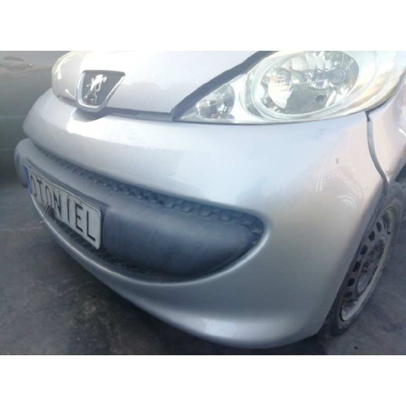 peugeot 107 del año 2006