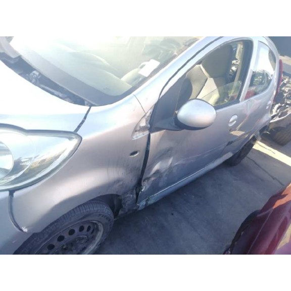 peugeot 107 del año 2006