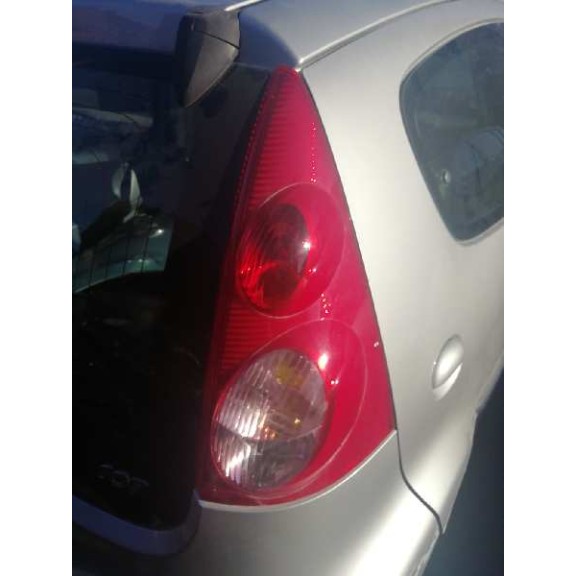 peugeot 107 del año 2006