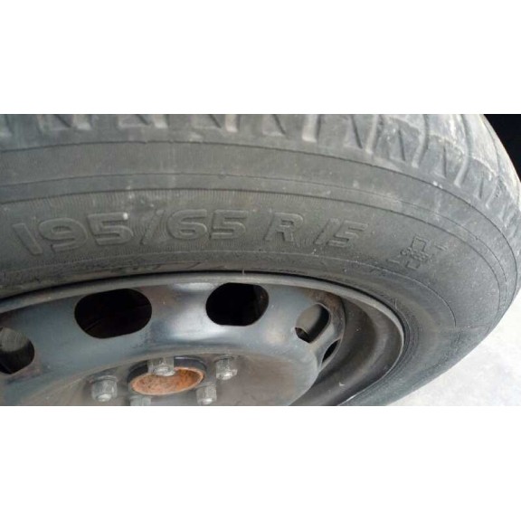 ford focus berlina (cap) del año 2005