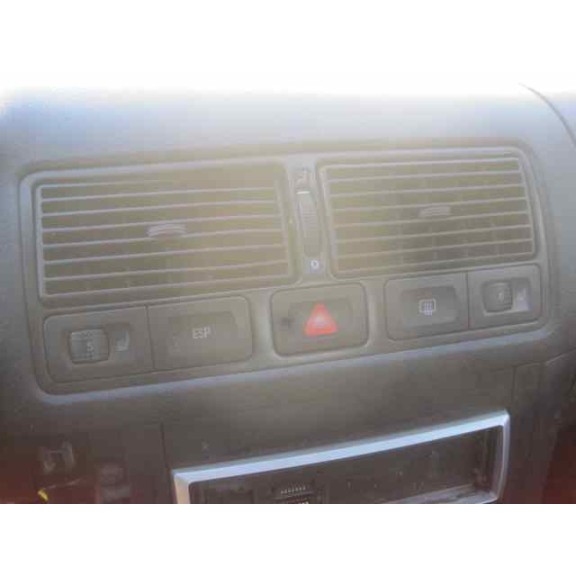 volkswagen golf iv berlina (1j1) del año 2001