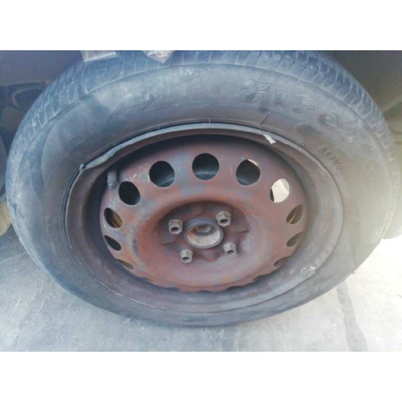 peugeot 107 del año 2006