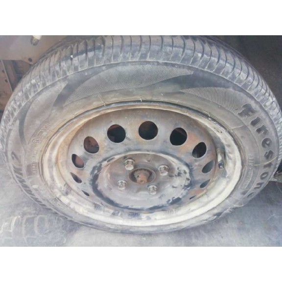 peugeot 107 del año 2006