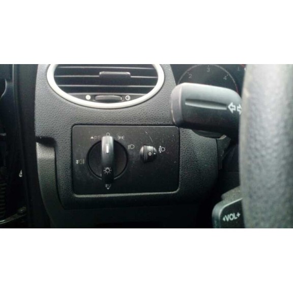 ford focus berlina (cap) del año 2005