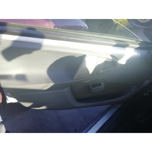 peugeot 107 del año 2006