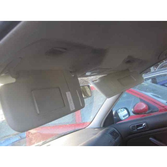 volkswagen golf iv berlina (1j1) del año 2001