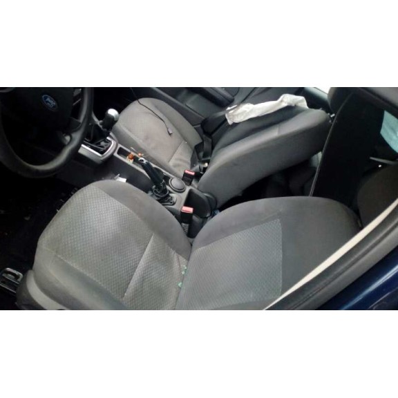 ford focus berlina (cap) del año 2005