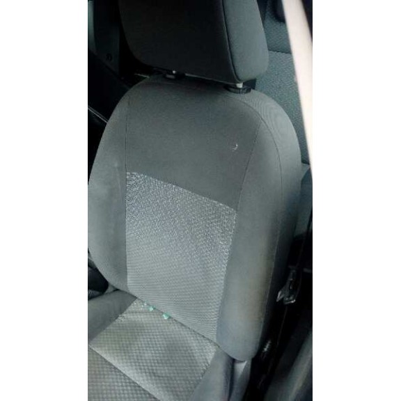 ford focus berlina (cap) del año 2005