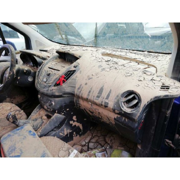 ford tourneo courier (c4a) del año 2016