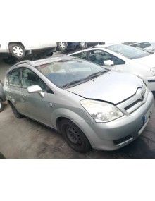 toyota corolla verso (r1) del año 2004