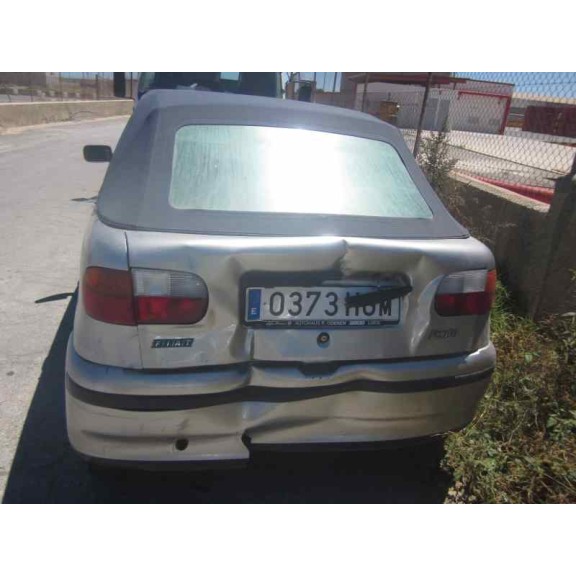 fiat punto cabrio (176) del año 2000