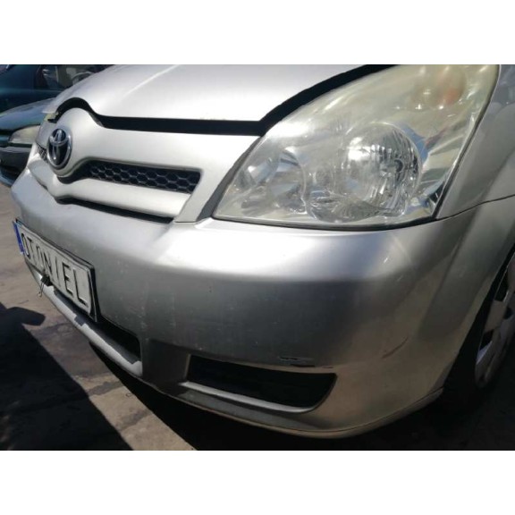 toyota corolla verso (r1) del año 2004
