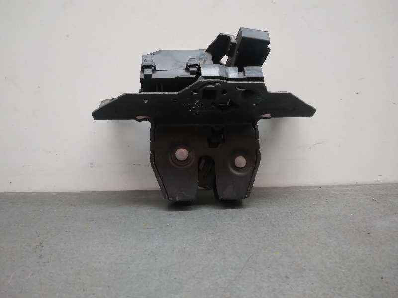 Recambio de cerradura maletero / porton para opel astra j lim. selective referencia OEM IAM 13587846 3 PINES 