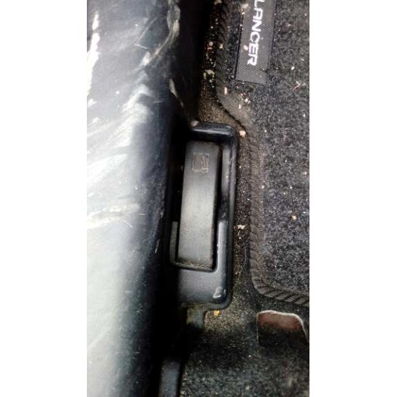 mitsubishi lancer sportback (cx) del año 2011