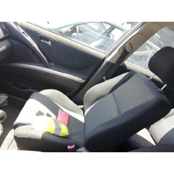 toyota corolla verso (r1) del año 2004