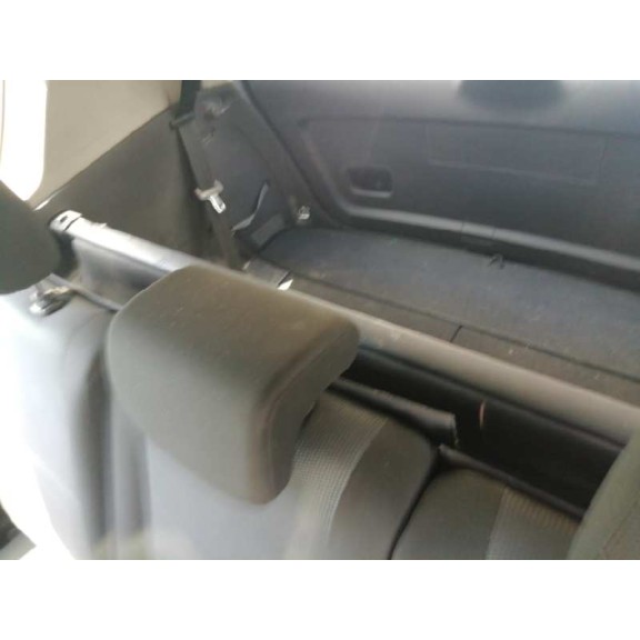 toyota corolla verso (r1) del año 2004