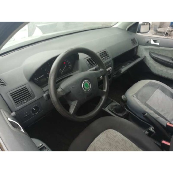 skoda fabia (6y2/6y3) del año 2002